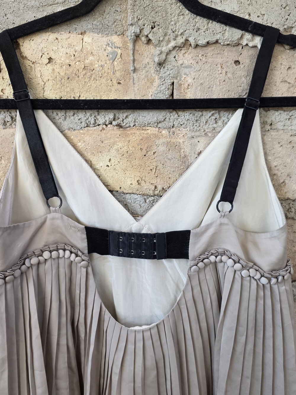 NWT Elizabeth and James "Sophie" Pleated Top - Picture 4 of 11